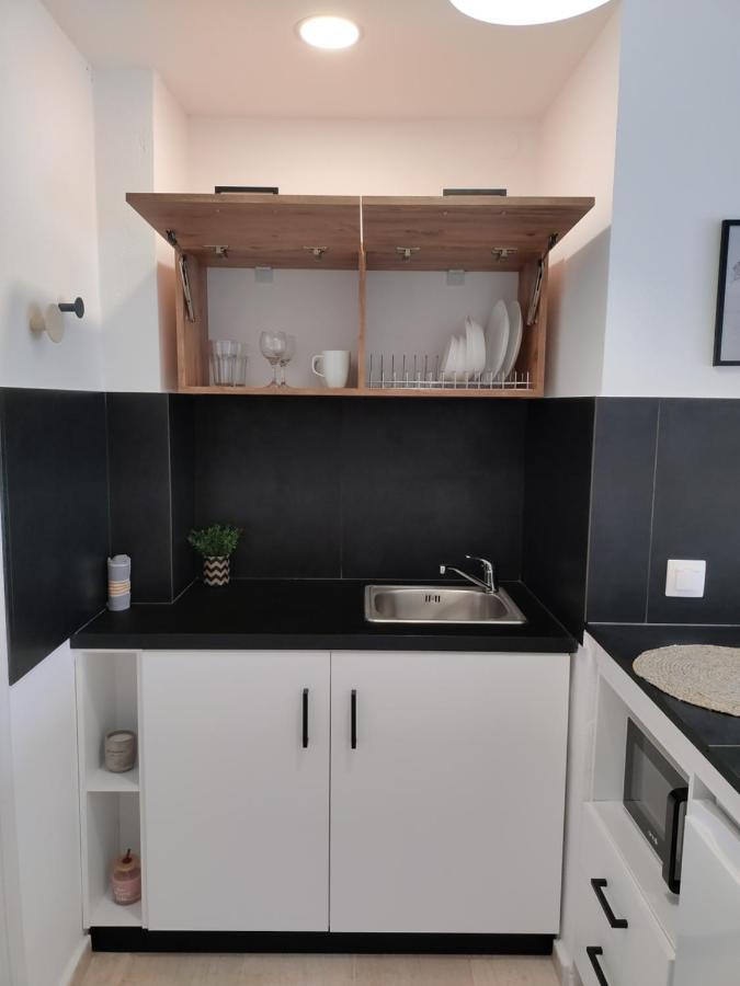 روذا Valentinos Apartments المظهر الخارجي الصورة