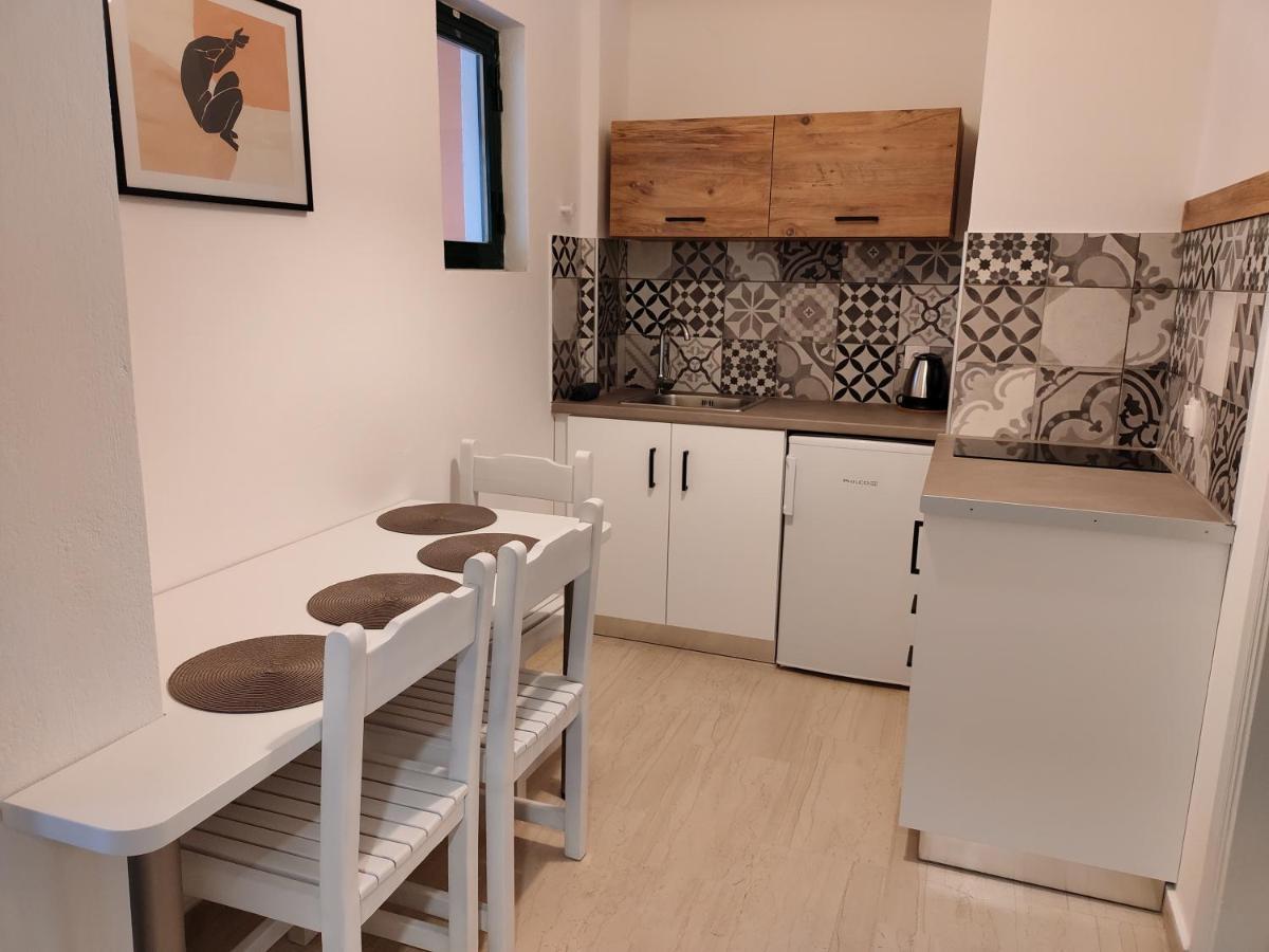 روذا Valentinos Apartments المظهر الخارجي الصورة