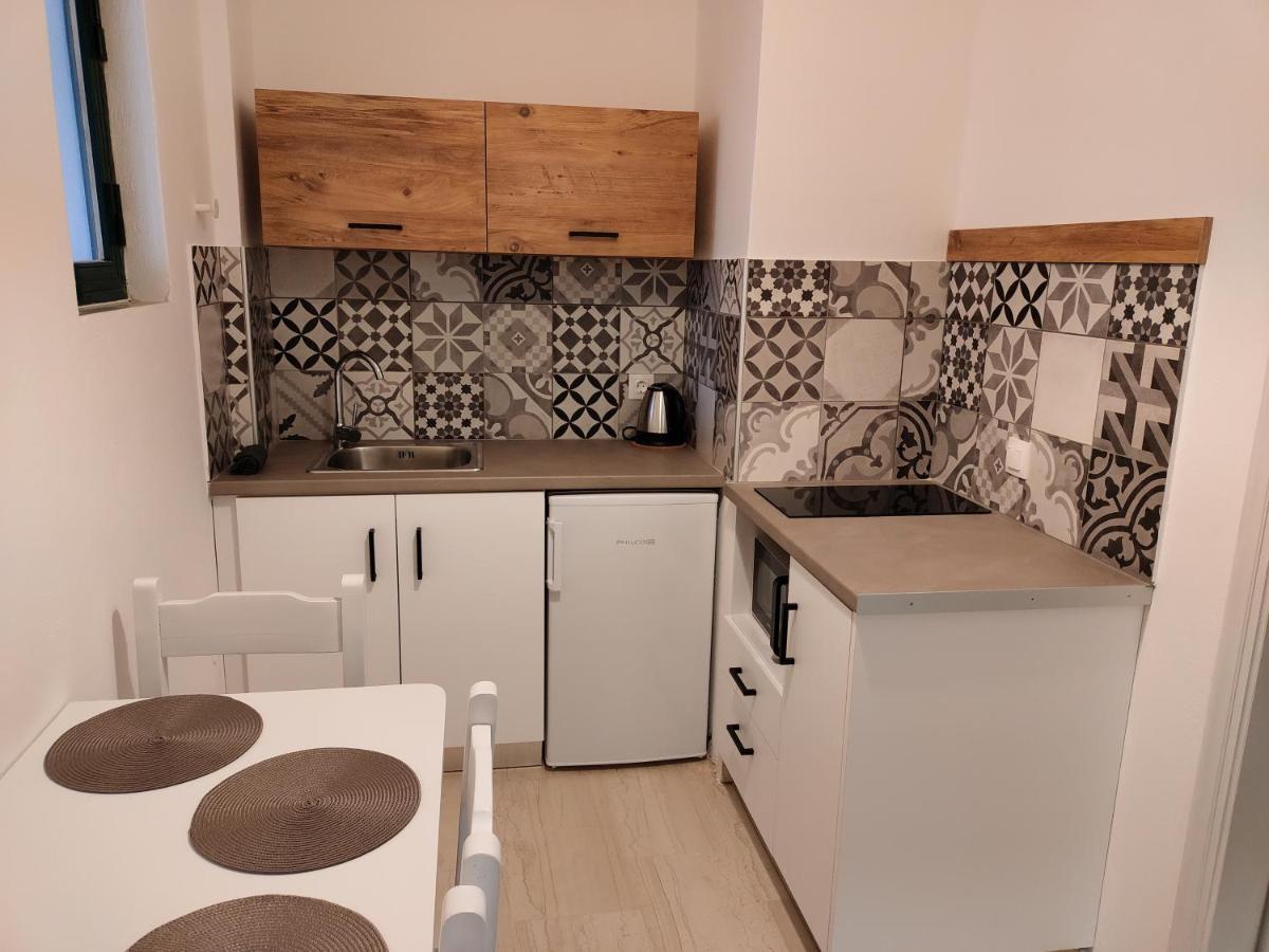 روذا Valentinos Apartments المظهر الخارجي الصورة