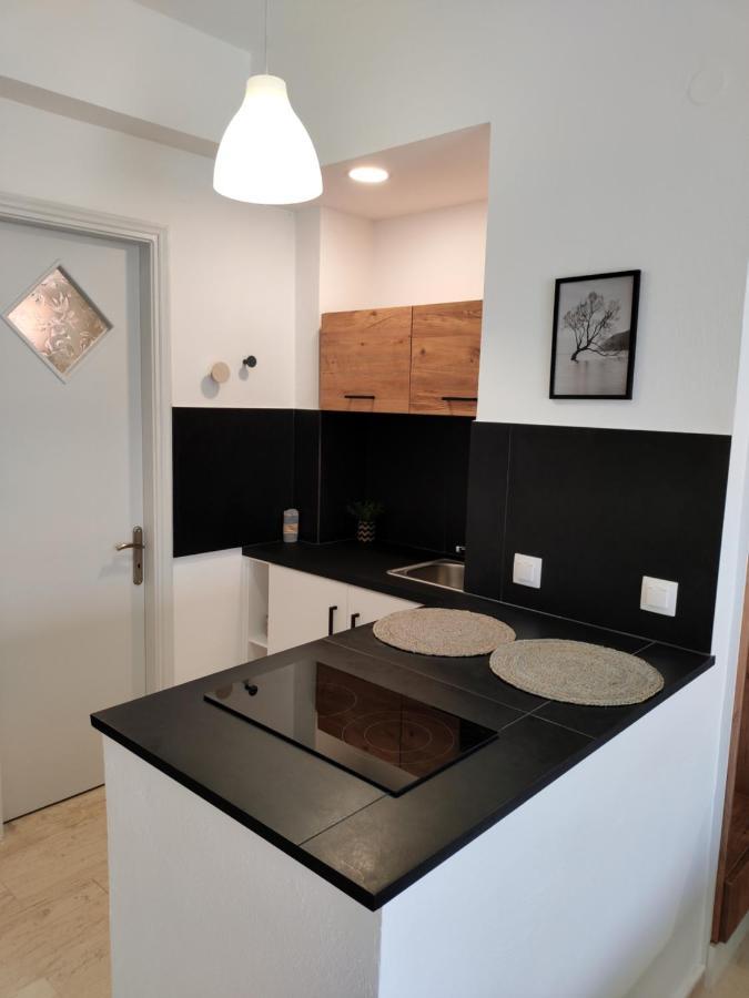 روذا Valentinos Apartments المظهر الخارجي الصورة