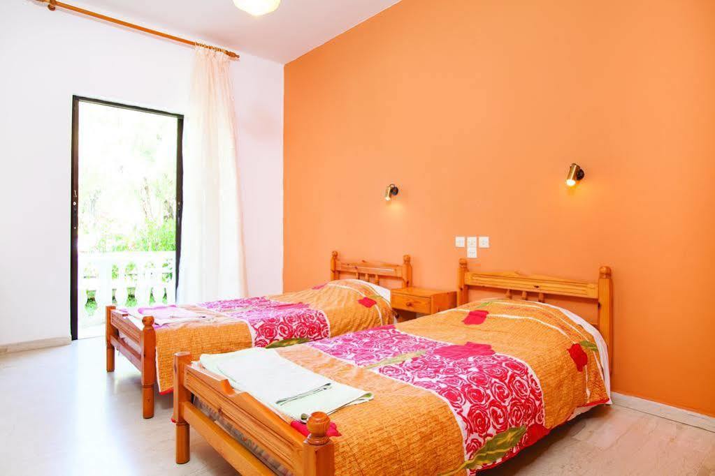 روذا Valentinos Apartments المظهر الخارجي الصورة